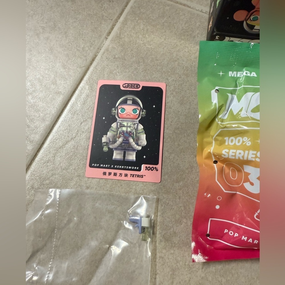 Mega Space Molly Series 3 TETRIS- Open box - Picture 2 of 8